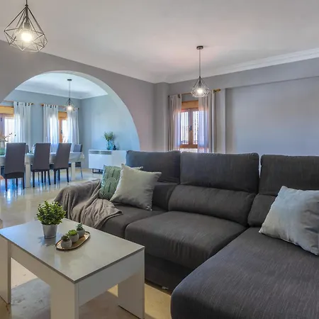 Villa Ausina By Abahana Calpe
